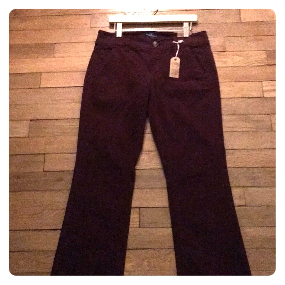 American Eagle mid rise stretch jeans size 4 short